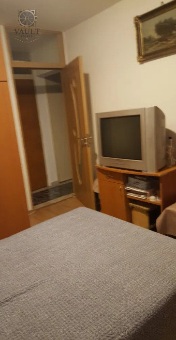 APARTAMENT 3 CAMERE-DECOMANDAT-TRAFIC GREU-TUTUNARI 