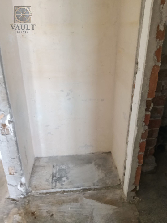 Apartament 2 camere-1 minut de mers pana la metrou  1 decembrie 