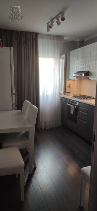 Apartament 3 camere -2 bai-66mp-bloc 1982-Chisinau-Mega Mall