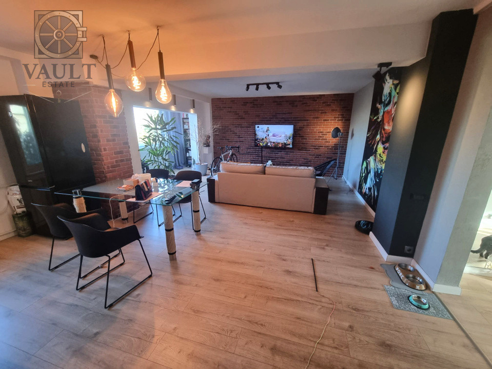 Apartament 3 camere - zona Decebal