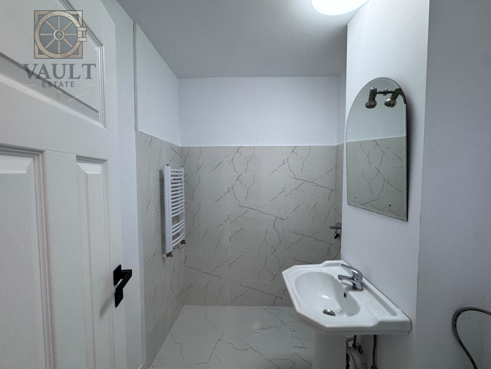 Apartament 4 camere - centrala proprie - parc Tineretului