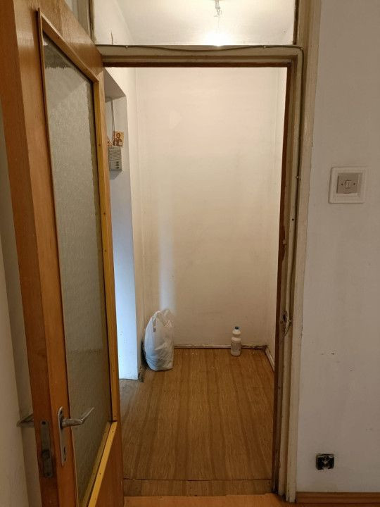 Garsoniera-BLOC-DIN-1982-TINERETULUI