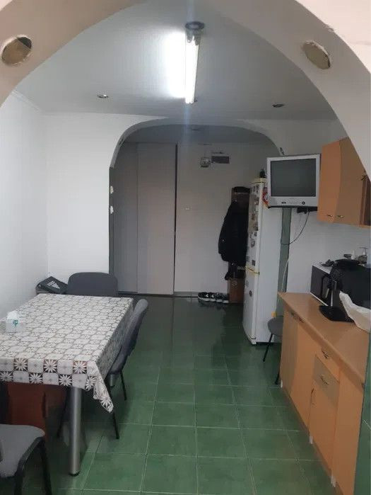 COD E17015 - Apartament 3 camere  Aparatorii Patriei