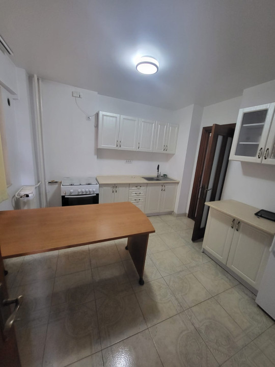 APARTAMENT 3 CAMERE-OBOR-METROU-BLOC ALMO