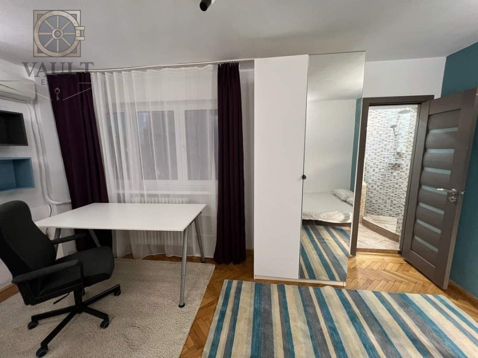 Garsoniera semidecomandaa zona Cismigiu bloc MIXT etaj 7/9