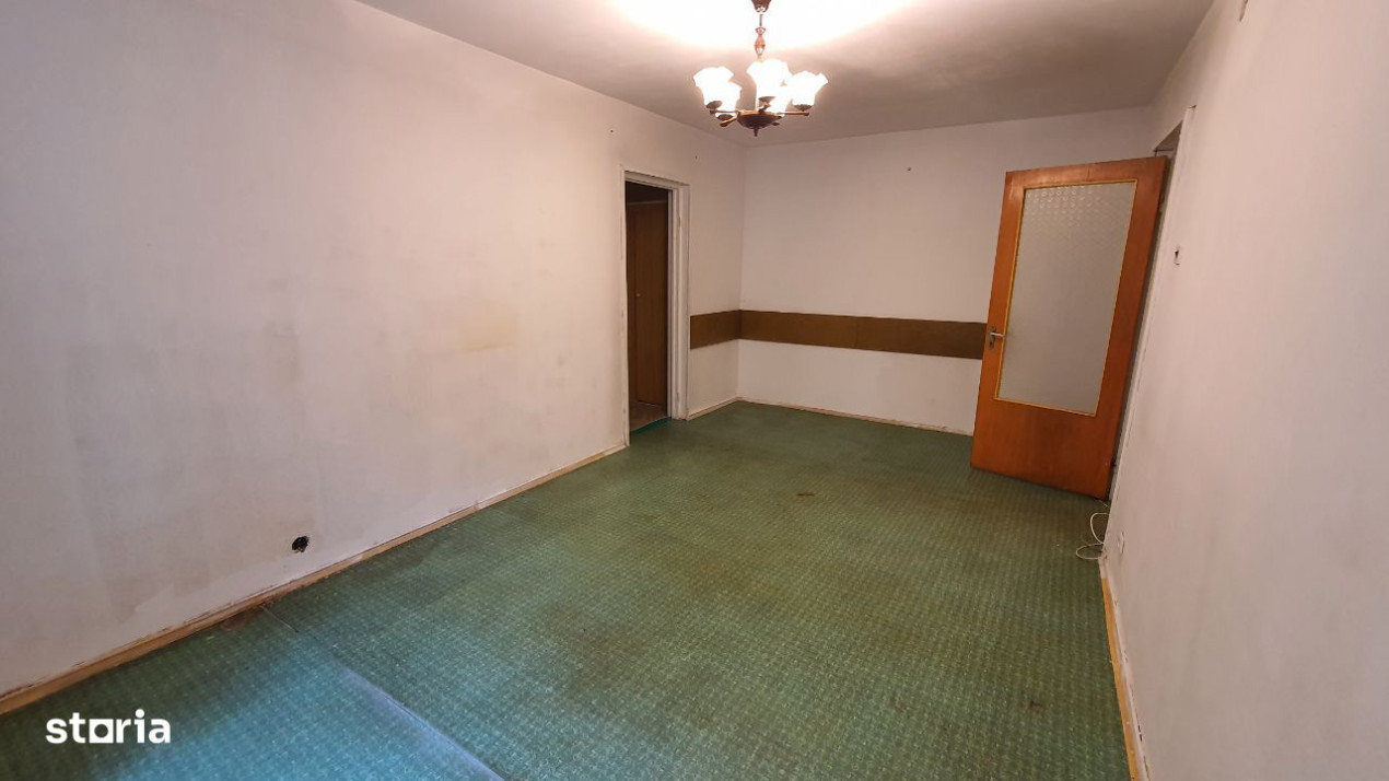 Apartament 2 camere semidecomandat - Teiul Doamnei 