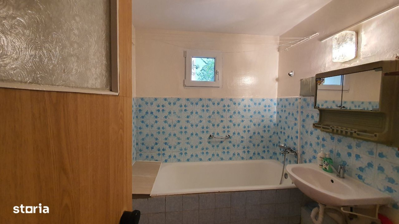 Apartament 2 camere semidecomandat - Teiul Doamnei 