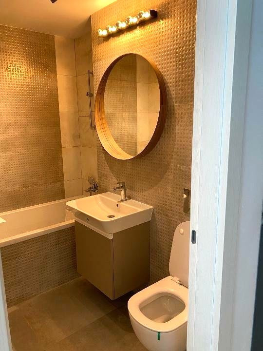 APARTAMENT DE INCHIRIAT IN CLOUD 9