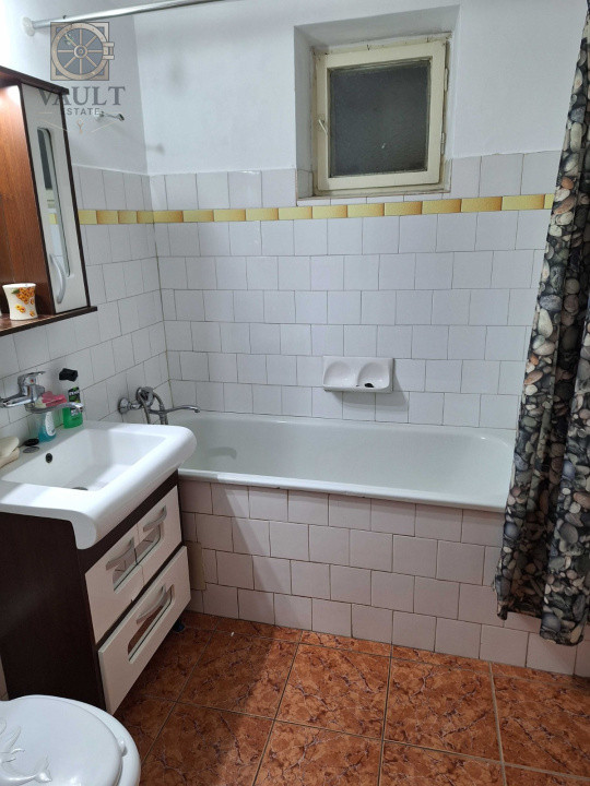 Apartament 4 camere - zona Obor/Teiul Doamnei