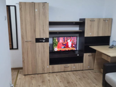 Garsoniera MOBILATA/UTILATA  Auchan Titan CENTRALA PROPRIE 