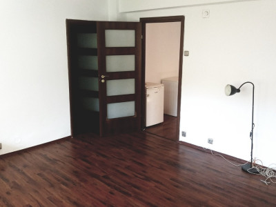 Apartament 2 camere-Rahova-Centrala proprie