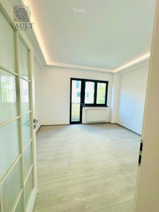 APARTAMENT DE 3 CAMERE RENOVAT, 90MP, FIRMA/ LOCUIT, CENTRALA, CALEA VICTORIEI