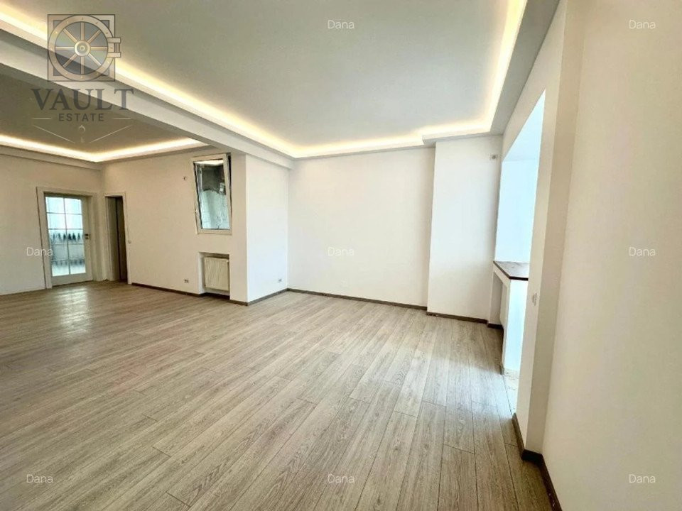 APARTAMENT DE 3 CAMERE RENOVAT, 90MP, FIRMA/ LOCUIT, CENTRALA, CALEA VICTORIEI