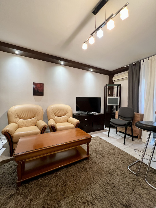 APARTAMENT DE 2 CAMERE, 40MP, CENTRALA PROPRIE, NERVA TRAIAN