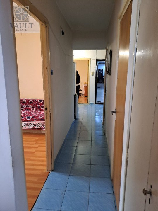 APARTAMENT 3 CAMERE-RAHOVA-STRADA GLICINELOR-DECOMANDAT-2 BAI