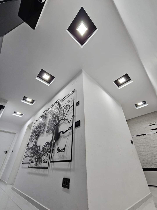 3 camere - ultrafinisat - 88 mp - Cartierul Solar - bvd. Metalurgiei