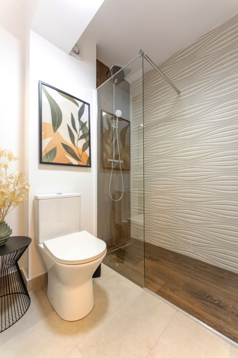 Apartament 2 camere - BLOC 2024 - MOBILAT LUX - zona GIURGIULUI 