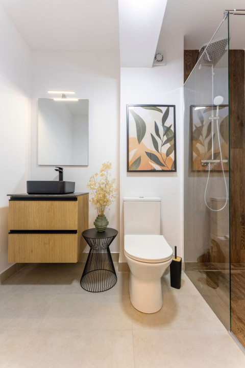 Apartament 2 camere - BLOC 2024 - MOBILAT LUX - zona GIURGIULUI 