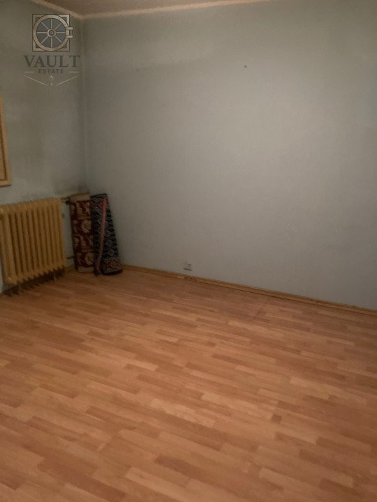 Apartament 3 camere decomandat etaj3/4 zona 1 Decembrie 1918