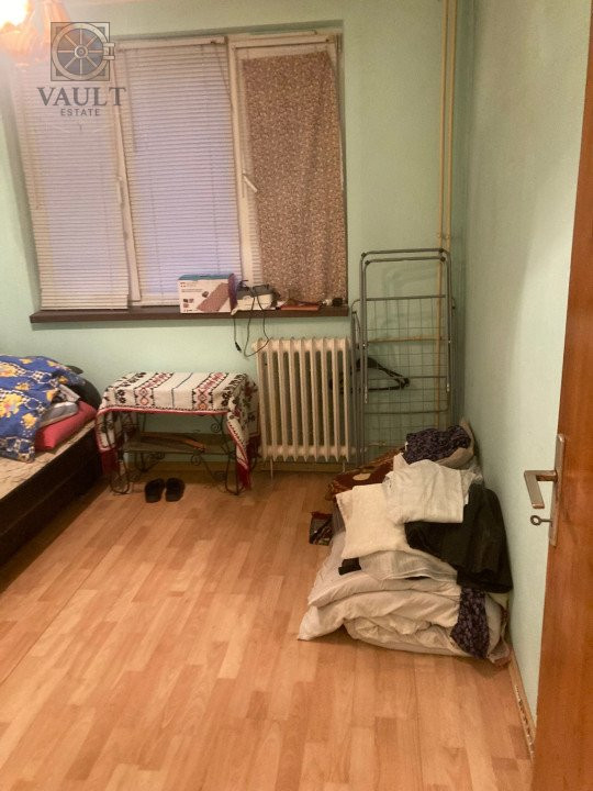 Apartament 3 camere decomandat etaj3/4 zona 1 Decembrie 1918