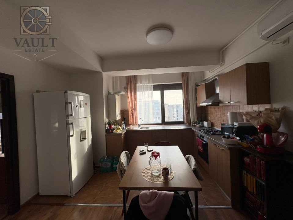 Apartament 3 camere decomandat Nerva Traian