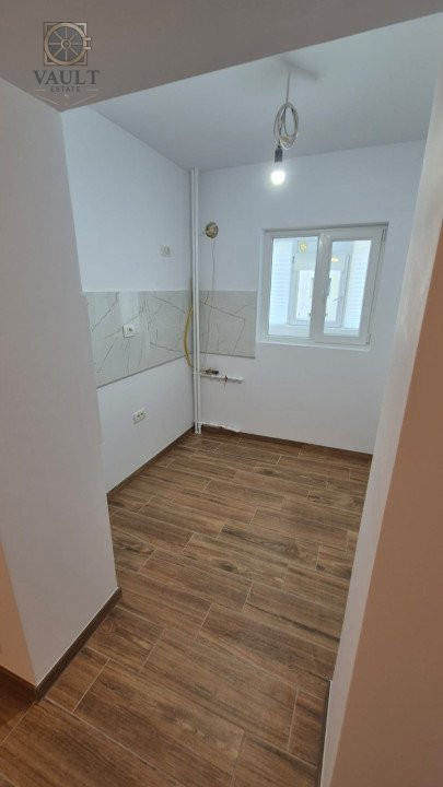 Apartament 3 Camere FINISAT - Bulevardul Chisinau - Bloc anvelopat