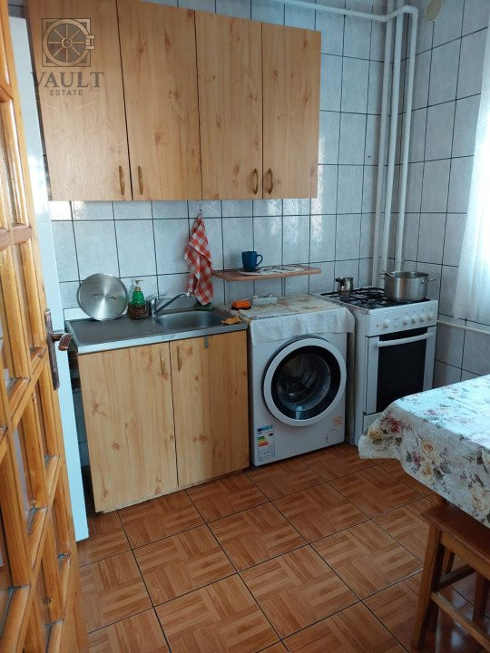  3 camere - 68 mp - Piata Resita