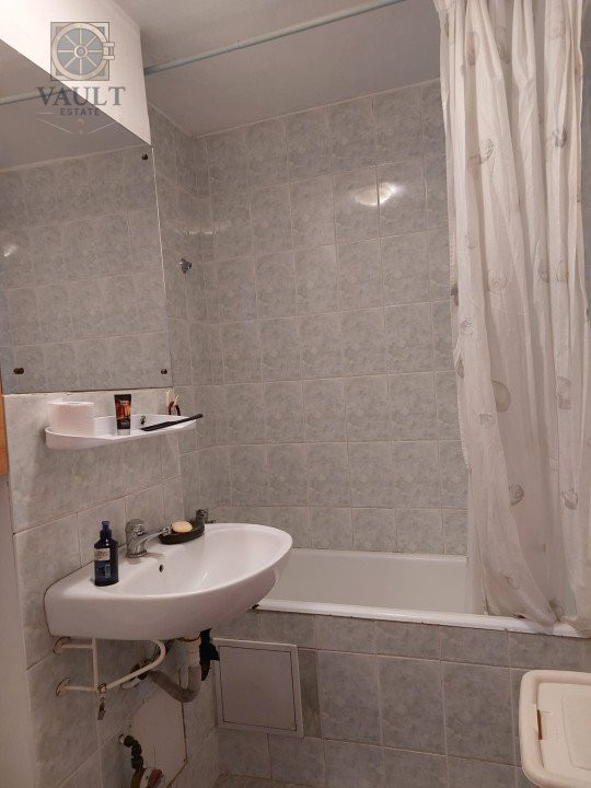  3 camere - 68 mp - Piata Resita