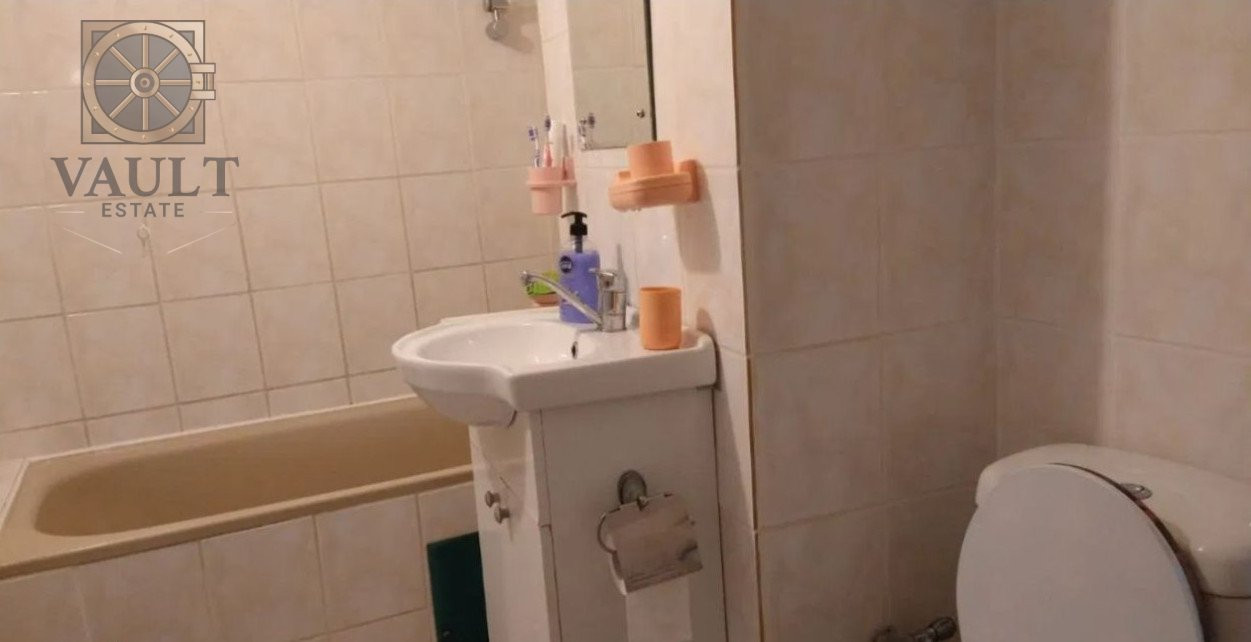 Apartament 4 camere- decomandat- Tei