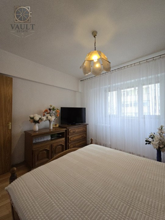3 CAMERE - ETAJ 2 - PARC PLUMBUITA