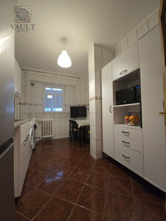 3 CAMERE - ETAJ 2 - PARC PLUMBUITA