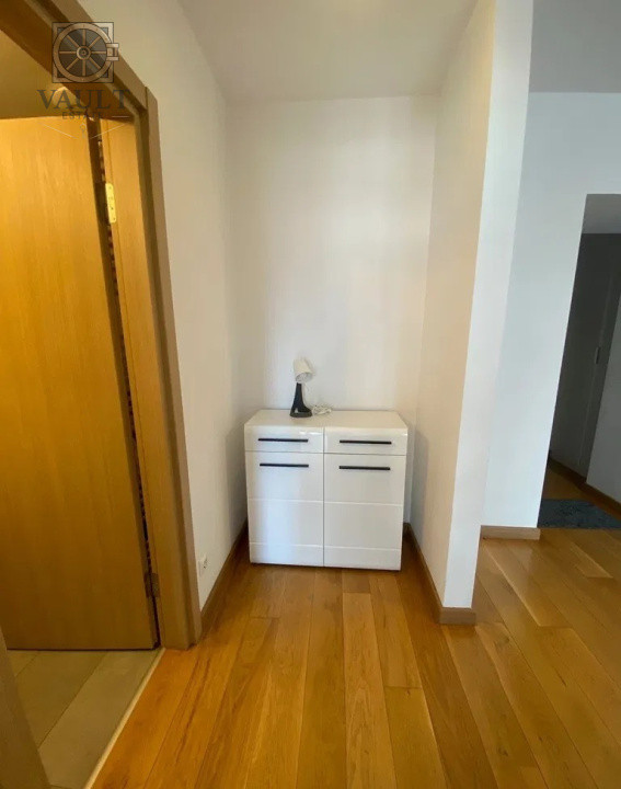 Apartament 3 camere-Loc de parcare subteran-Aviatiei