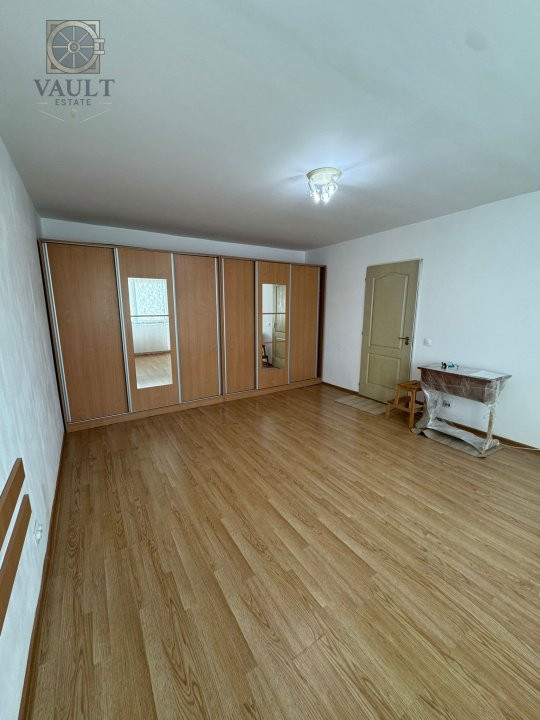 GARSONIERA- CENTRALA PROPRIE - VITAN MALL