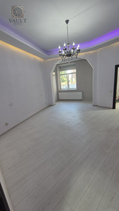 Apartament 4 camere- MANTULEASA - RISC II - 101MP 