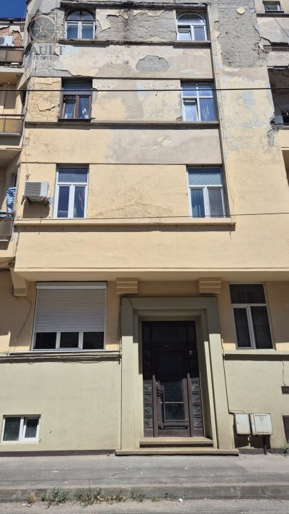 Apartament 4 camere- MANTULEASA - RISC II - 101MP 