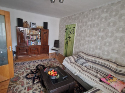 Apartament 4 camere - Spatioasa - Rahova