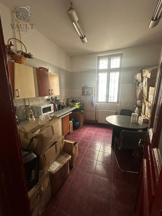 Parter+Beci+Pod casa interbelica - Cartierul Armenesc - Cartierul Evreiesc