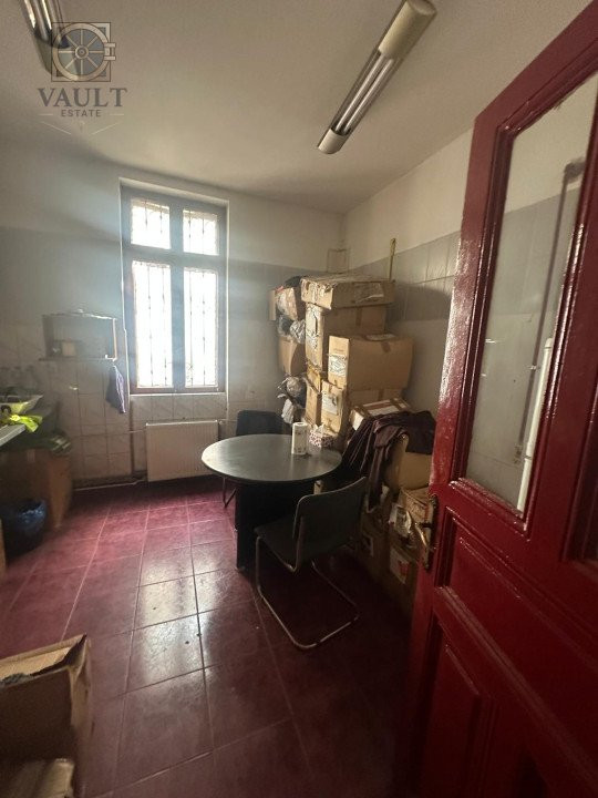 Parter+Beci+Pod casa interbelica - Cartierul Armenesc - Cartierul Evreiesc