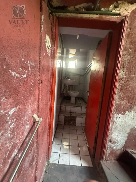 Parter+Beci+Pod casa interbelica - Cartierul Armenesc - Cartierul Evreiesc