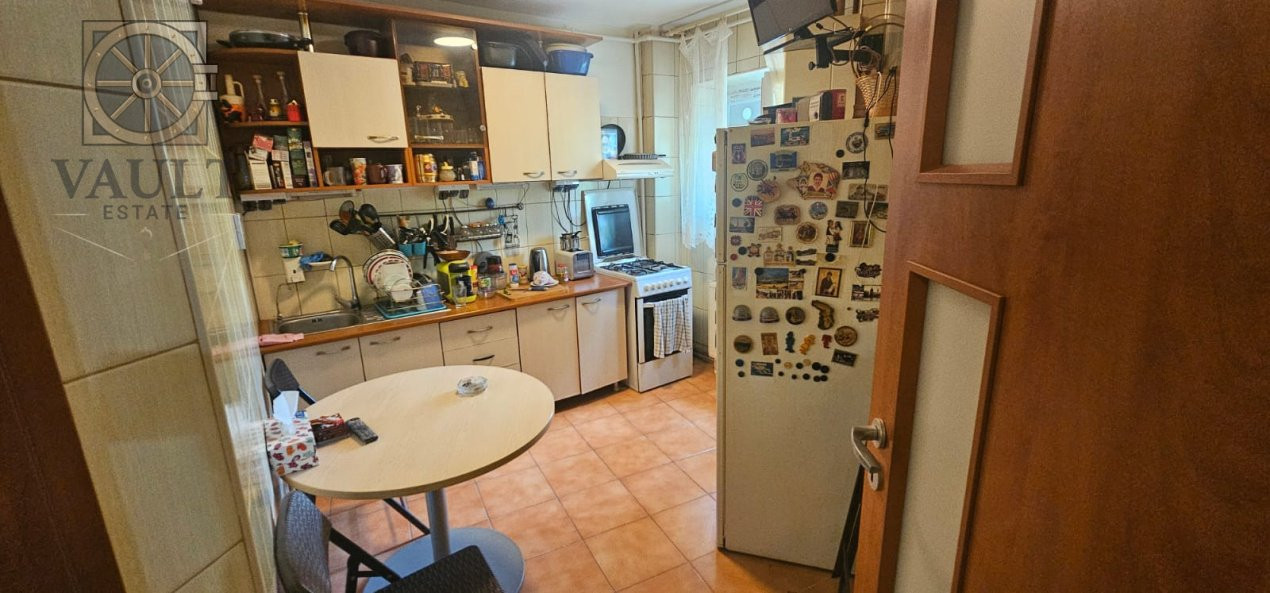 Apartament 3 camere-Bd. Chisinau -Etaj 1 