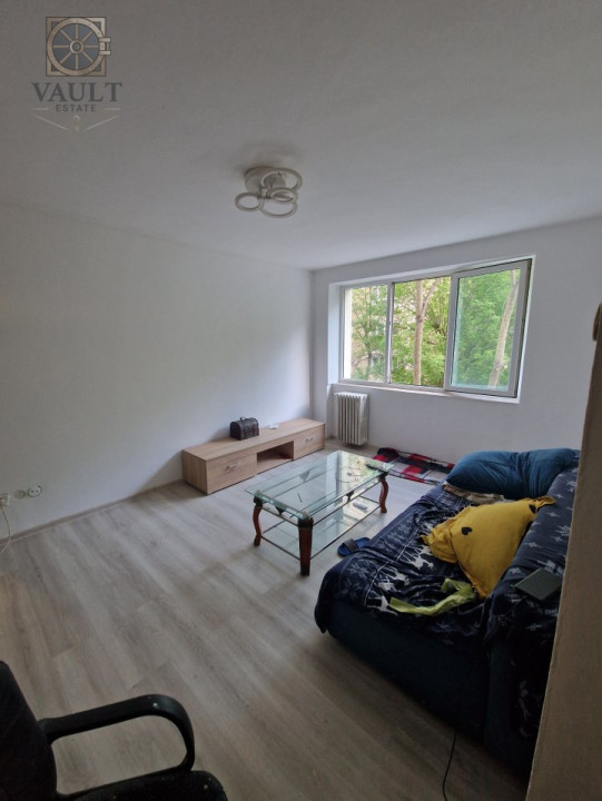 Apartament 2 camere - Vatra Luminoasă - 5 minute distanta de parcul national