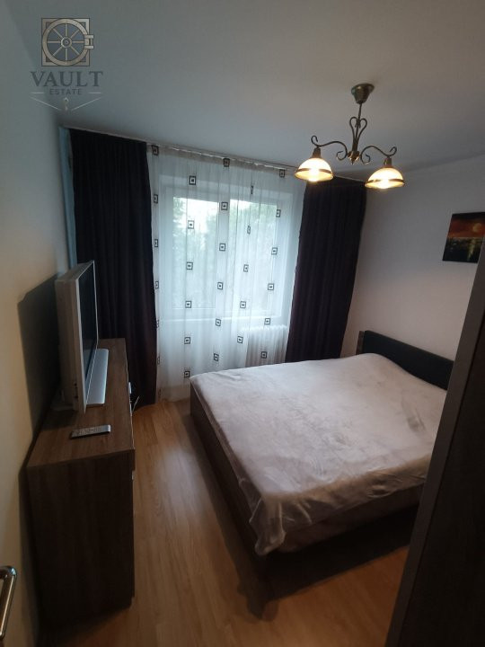 Apartament 3 camere-Parcul Teiul Doamnei  -Strada Brebu -67MP