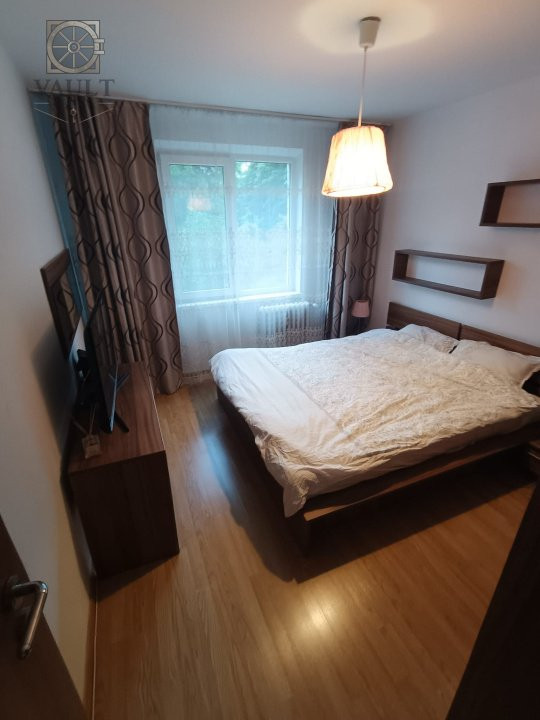 Apartament 3 camere-Parcul Teiul Doamnei  -Strada Brebu -67MP