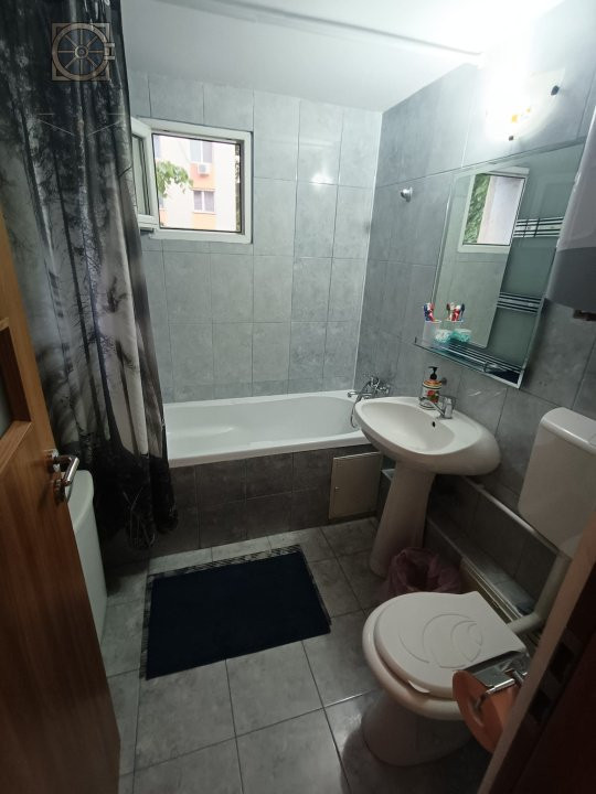 Apartament 3 camere-Parcul Teiul Doamnei  -Strada Brebu -67MP