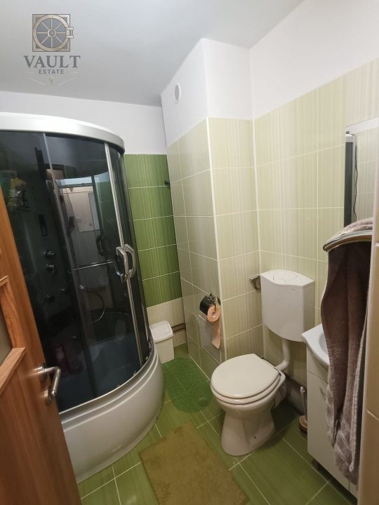 Apartament 3 camere-Parcul Teiul Doamnei  -Strada Brebu -67MP
