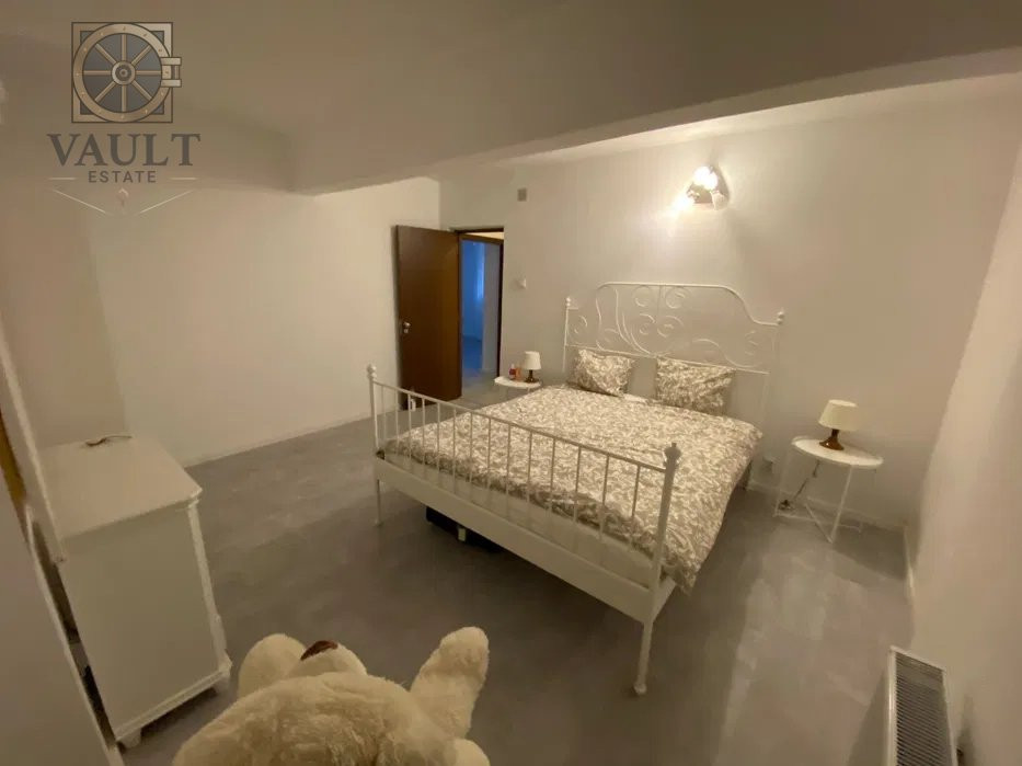 Apartament 2 camere- Decomandat- Dorobanti -Demisol - 