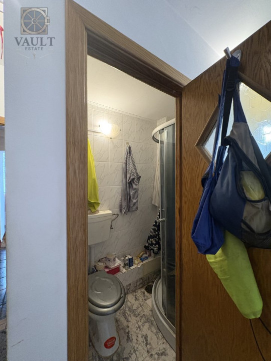 Apartament 3 camere +boxa spatioasa- Bulevardul Chisinau