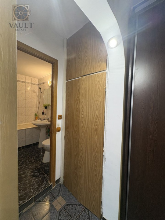 Apartament 3 camere +boxa spatioasa- Bulevardul Chisinau