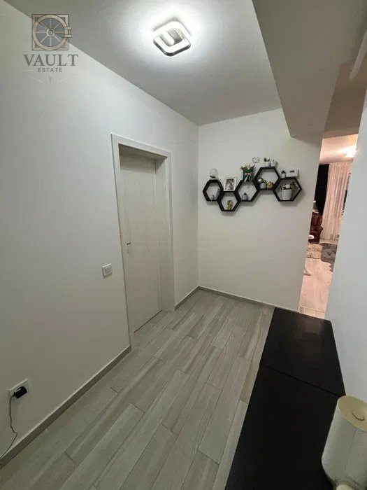 3 camere-LOC PARCARE-centrala proprie-2 BAI- Pallady