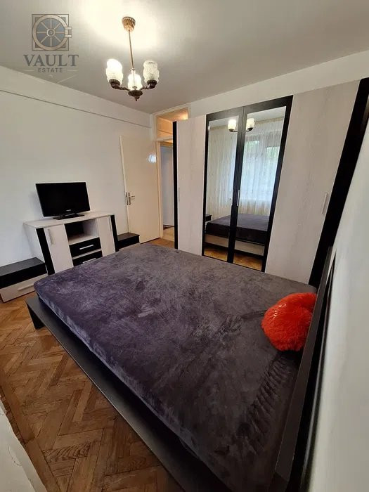 APARTAMENT 2 CAMERE-MOBILAT-BLOC ANNVELOPAT-TITAN